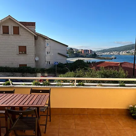 Apartment Playa Blanca Corcubion